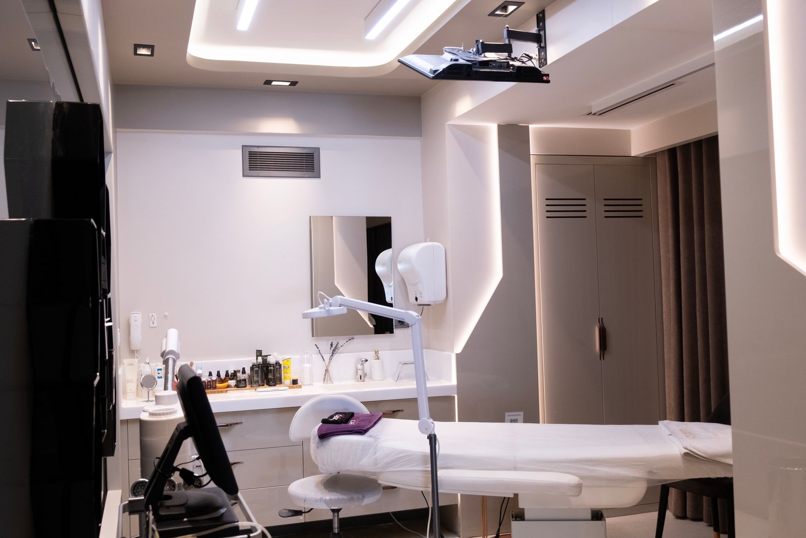Clinic Interior Design